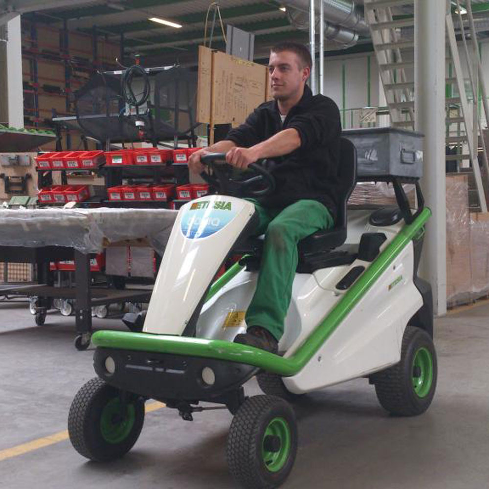 Produktabbildung: Etesia - Zugfahrzeug Bahia VTE